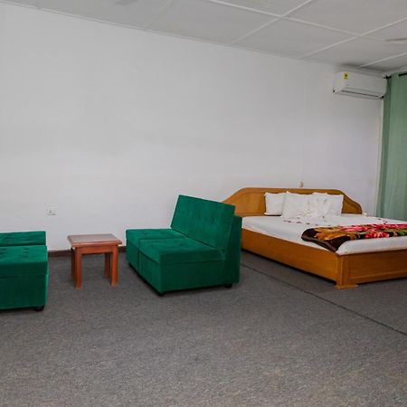 Samaritan Villa Resort And Conference Center Кумасі Екстер'єр фото