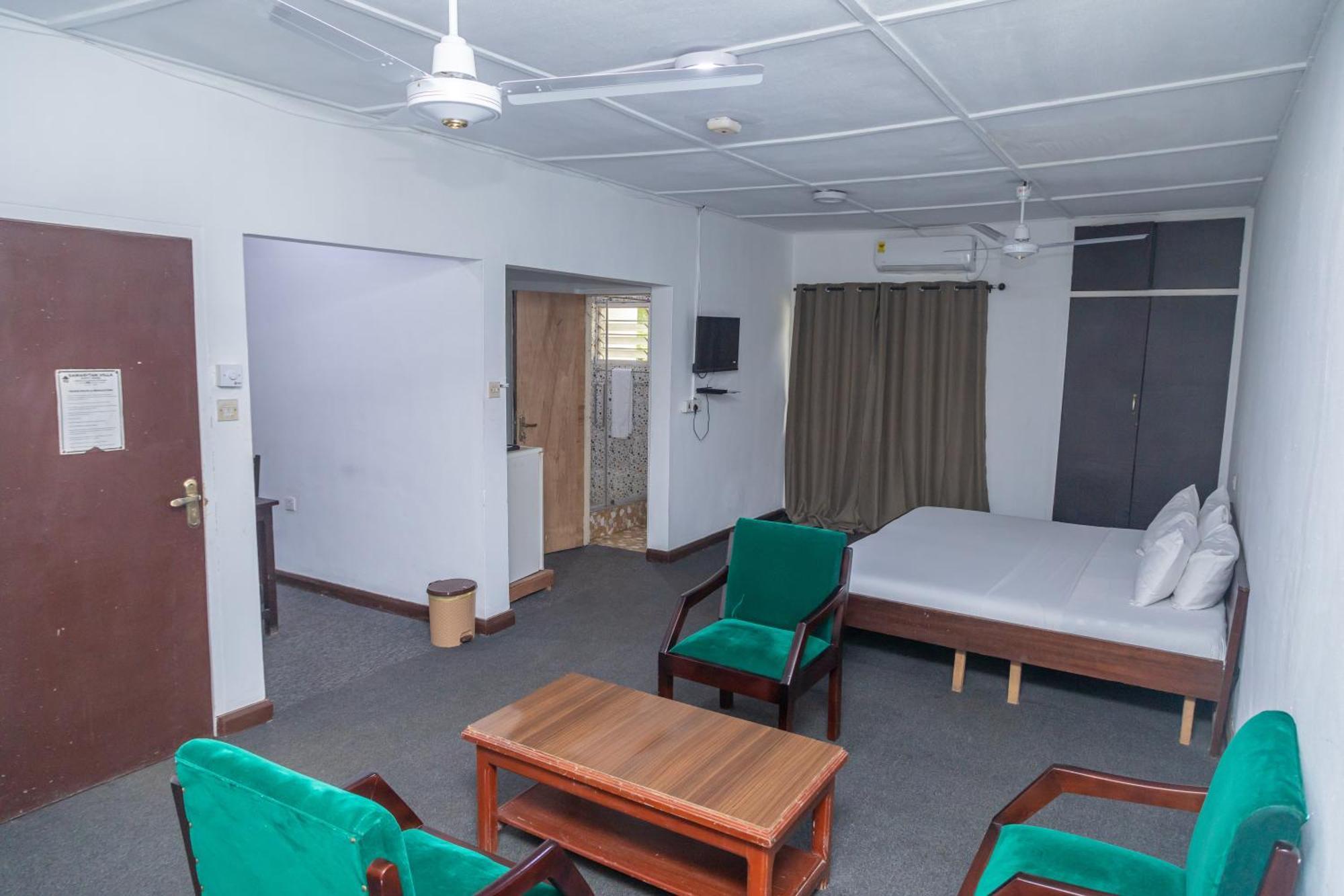 Samaritan Villa Resort And Conference Center Кумасі Екстер'єр фото